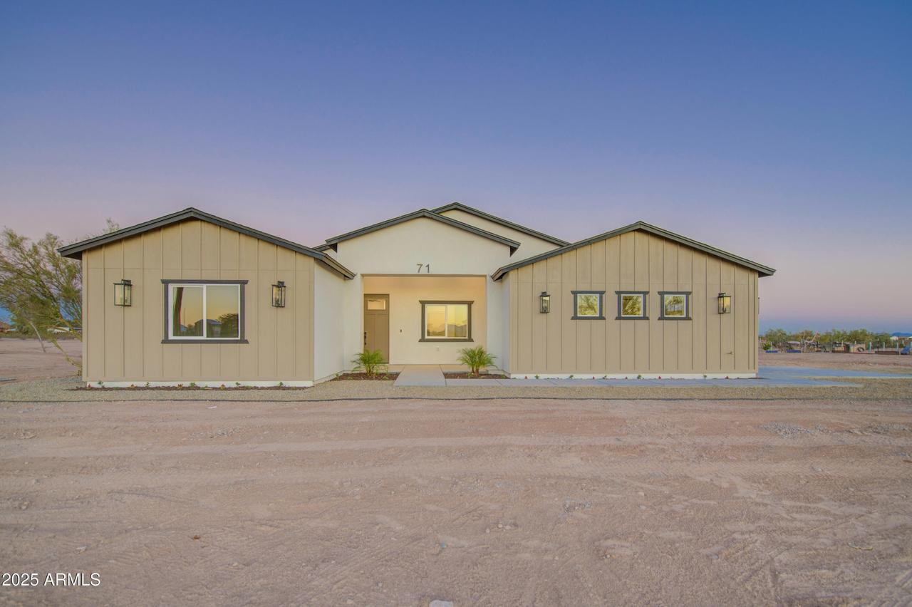71 S 352nd Dr., Tonopah, AZ 85354