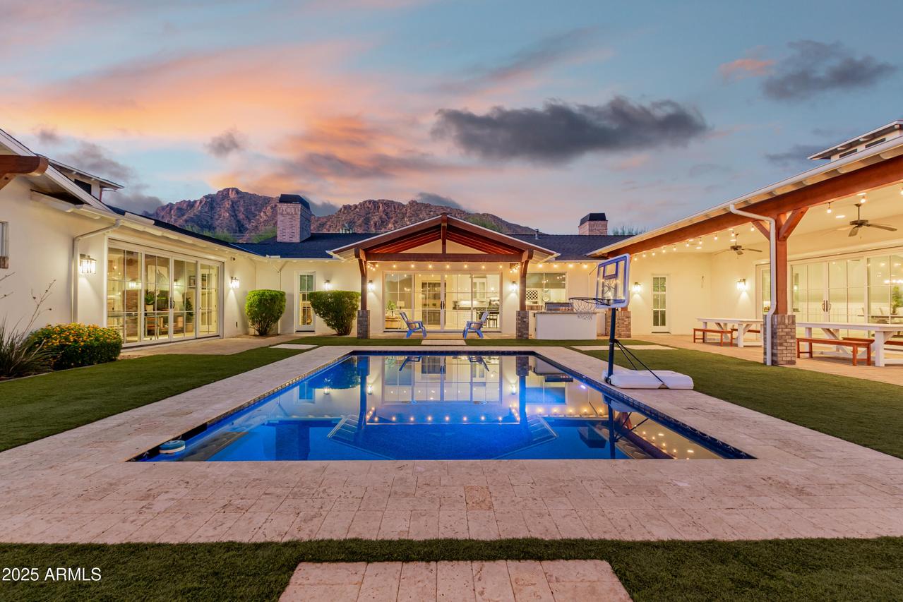 4442 N 59th Pl., Phoenix, AZ 85018