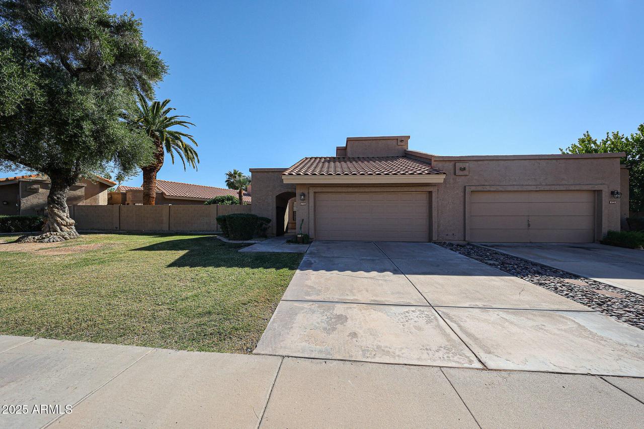 2337 W Cheyenne Dr., Chandler, AZ 85224