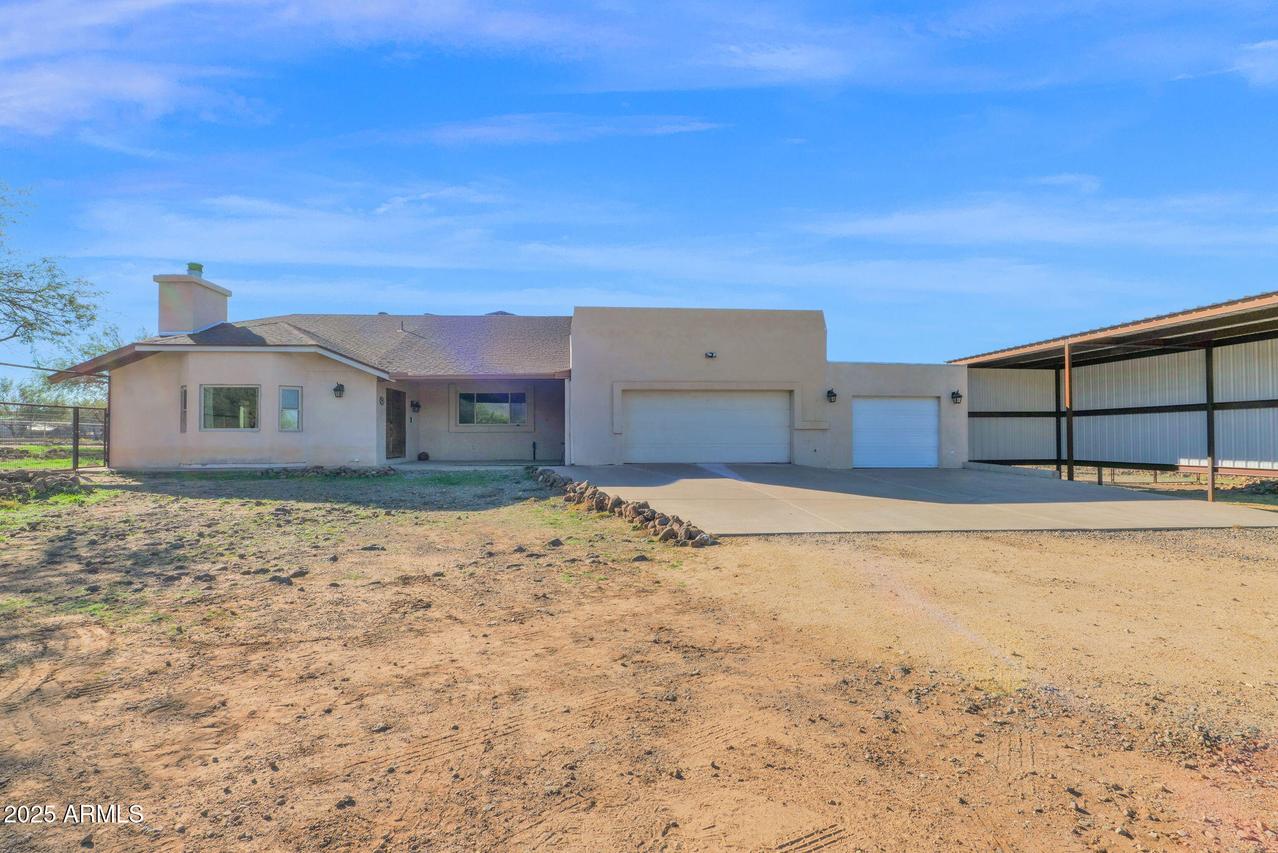 44426 N 20th St., New River, AZ 85087