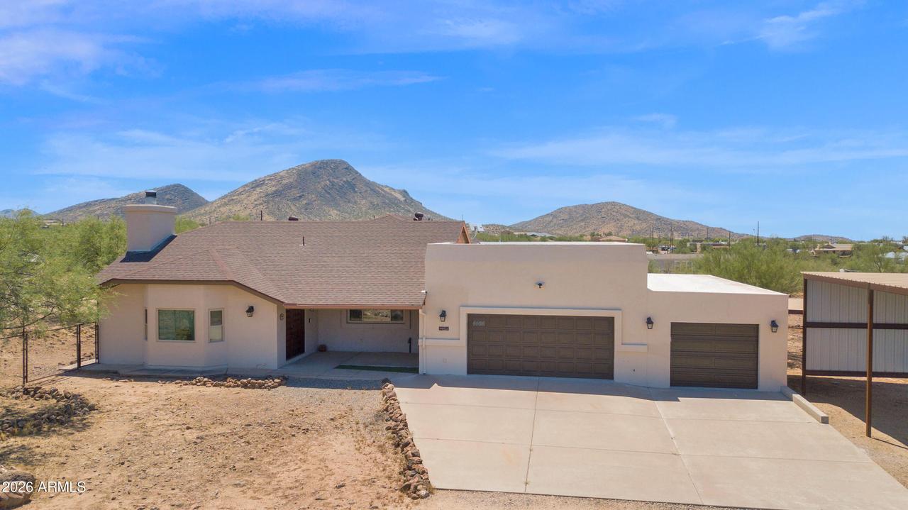 44426 N 20th St., New River, AZ 85087