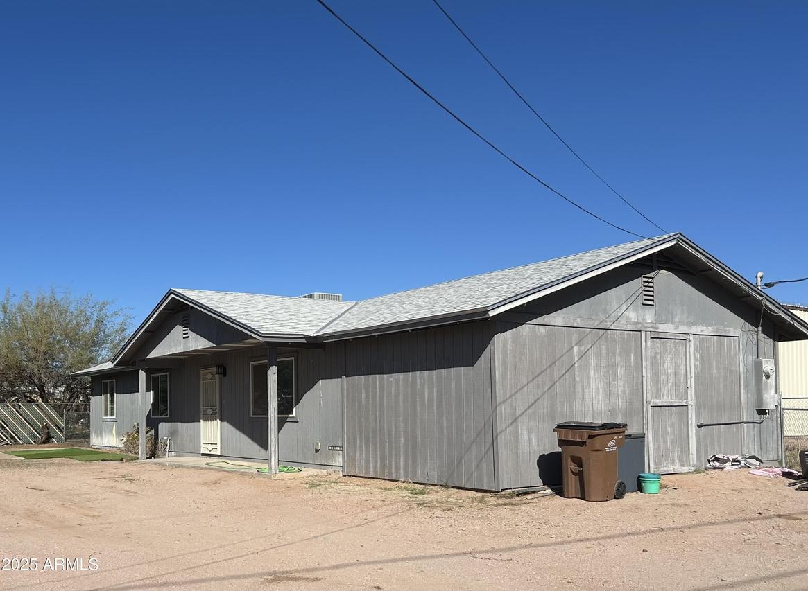 301 S Elmont Dr., Apache Junction, AZ 85120