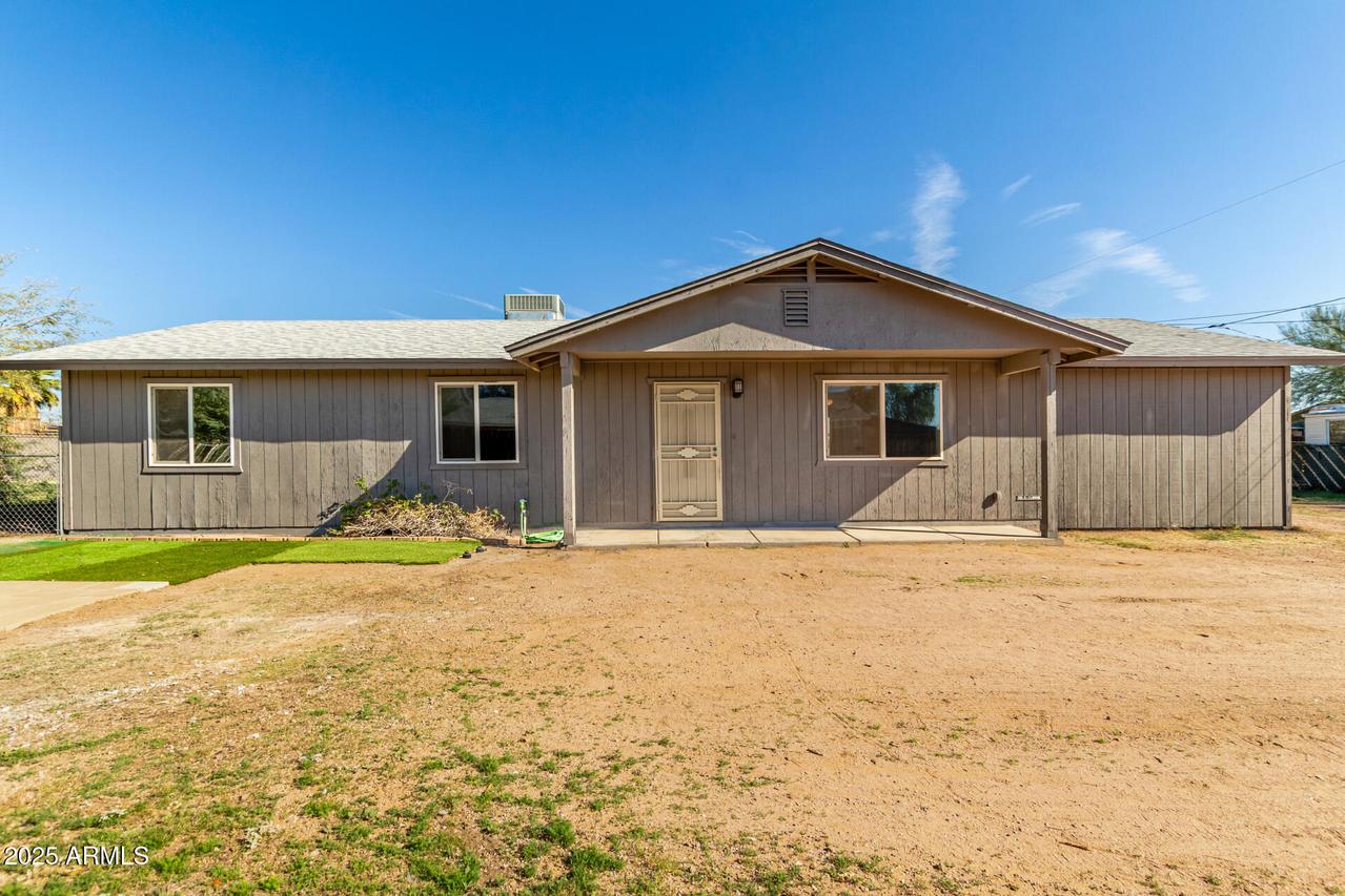 301 S Elmont Dr., Apache Junction, AZ 85120