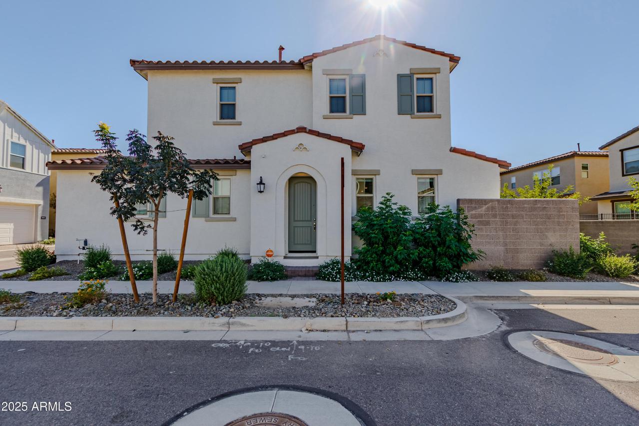 9901 E Tamery Ave., Mesa, AZ 85212