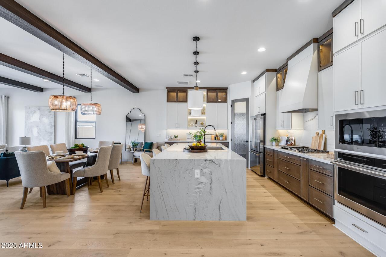 7394 W Lisbon Ln., Peoria, AZ 85381