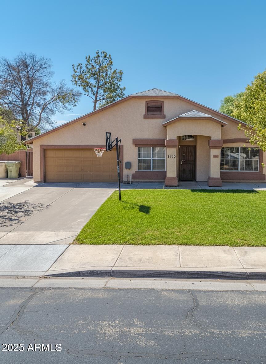 5440 N 80th Ln., Glendale, AZ 85303
