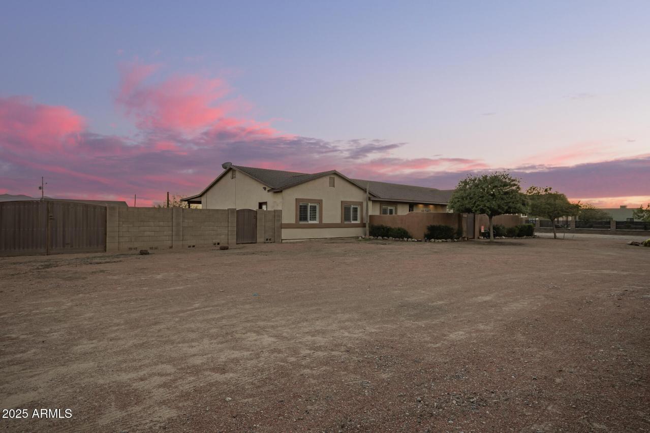23911 W Mcarthur Rd., Wittmann, AZ 85361