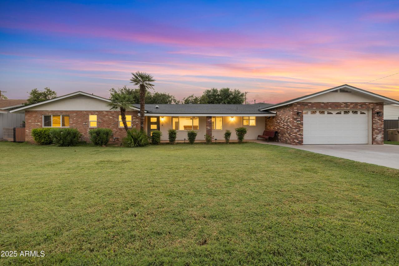 7801 N 16th Ln., Phoenix, AZ 85021