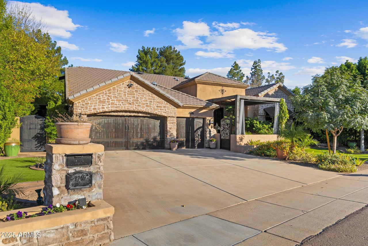 7745 S Juniper St., Tempe, AZ 85284