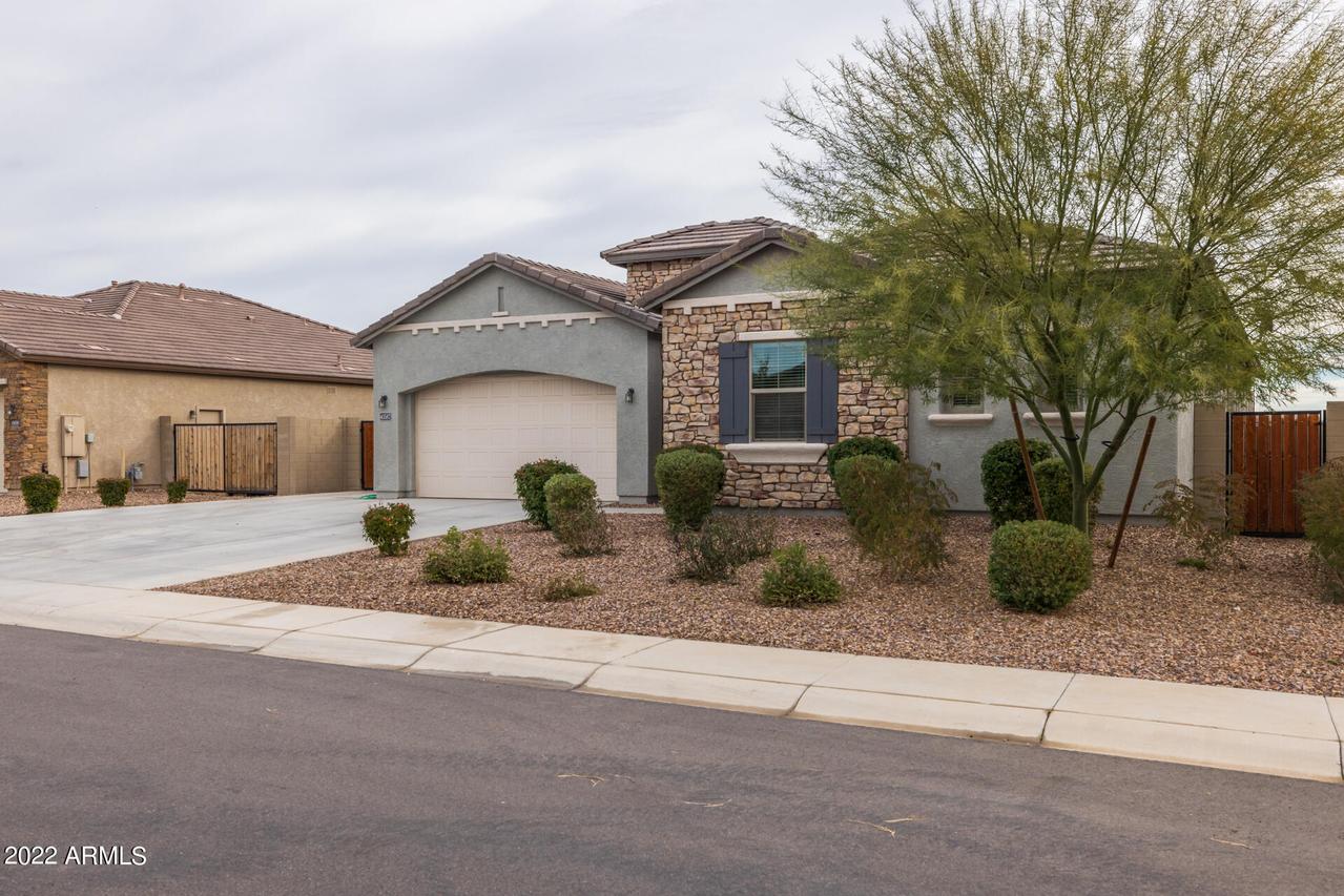 40587 N Spotted Ln., San Tan Valley, AZ 85140
