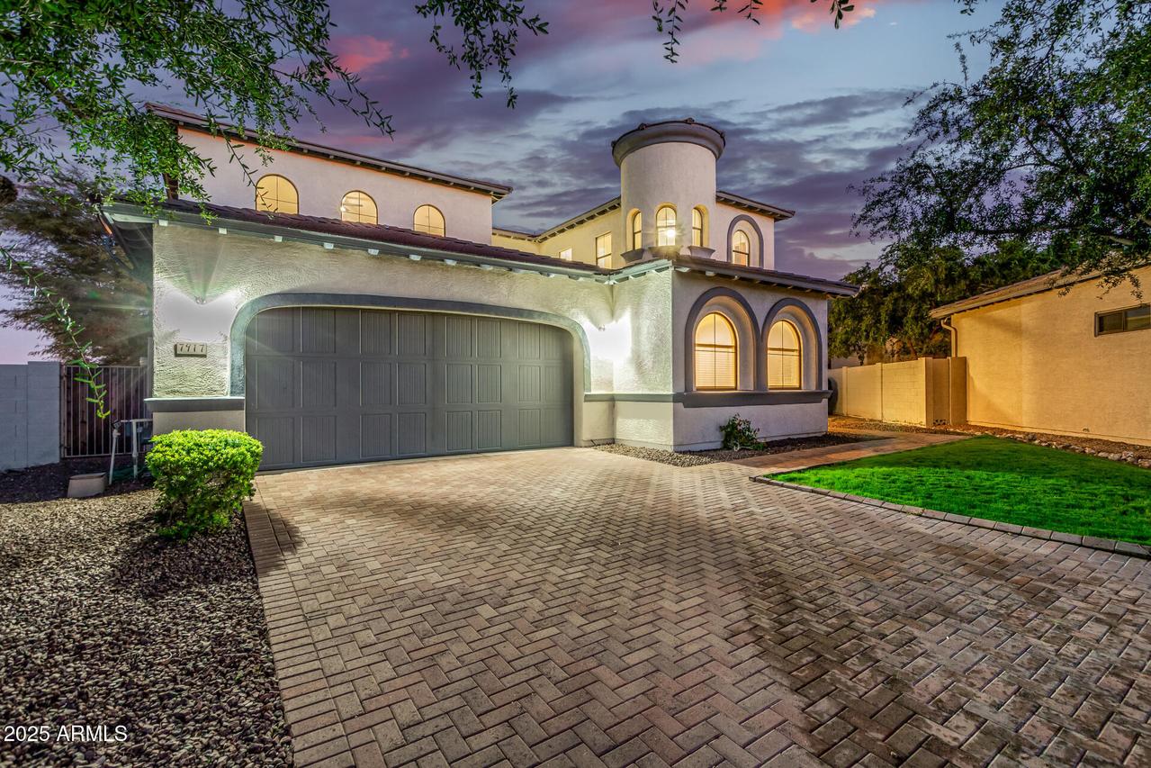 7917 S 32nd Ter., Phoenix, AZ 85042