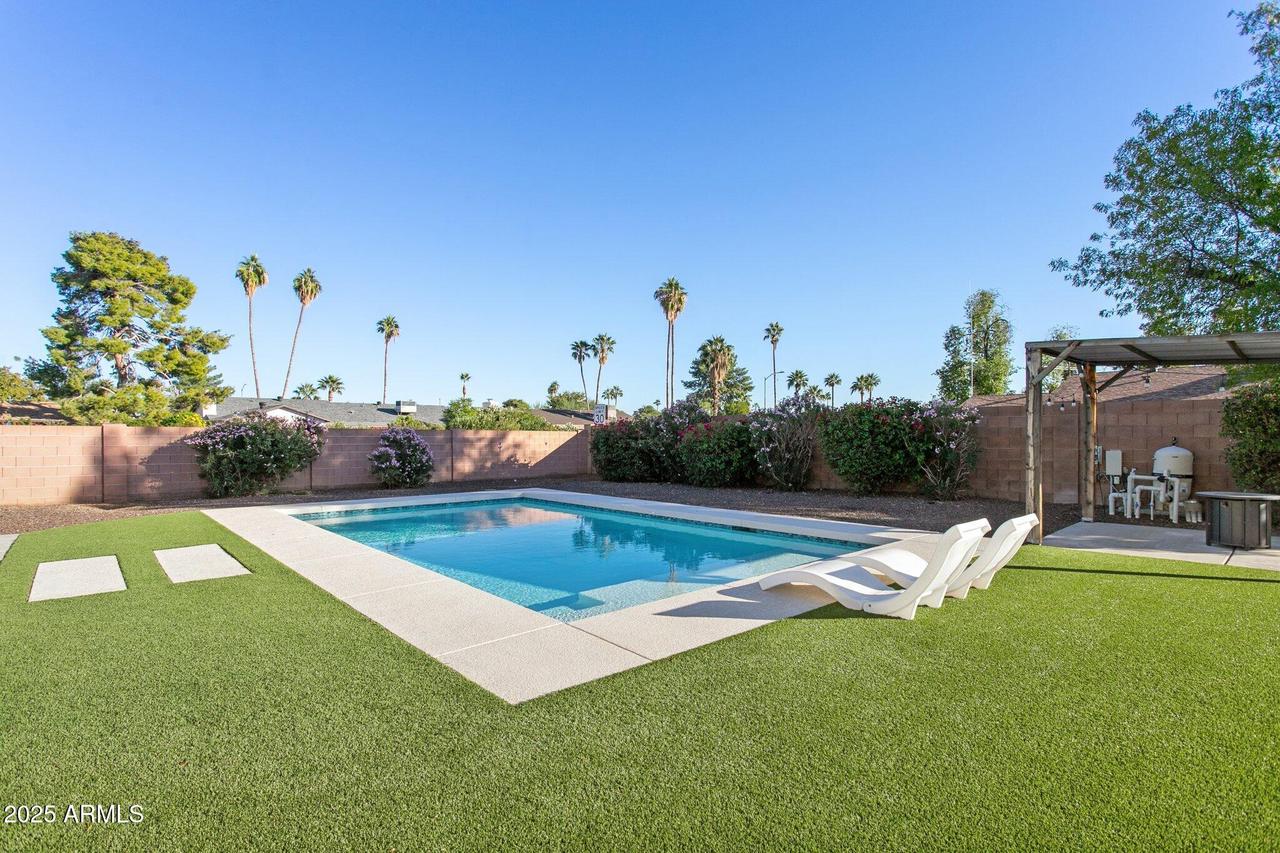 4529 E Sharon Dr., Phoenix, AZ 85032