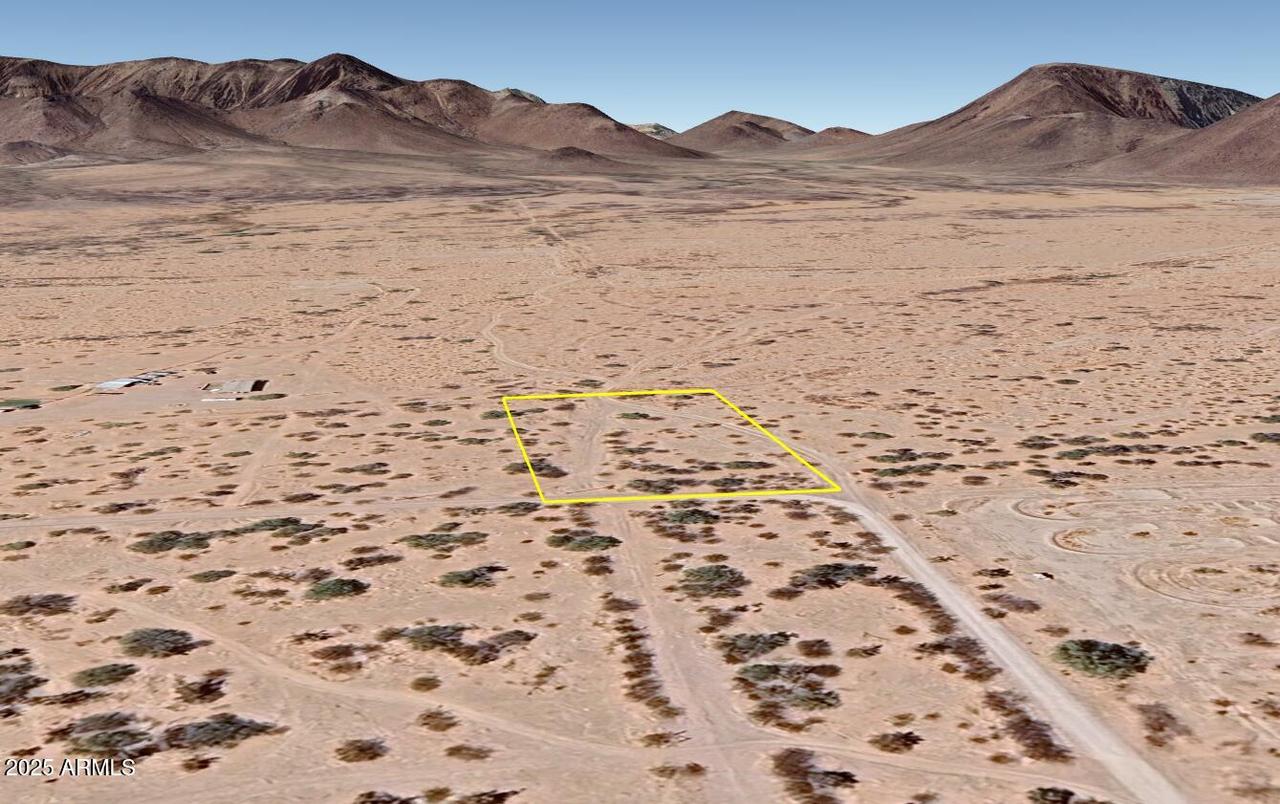 N 403rd Ave. #17, Tonopah, AZ 85354