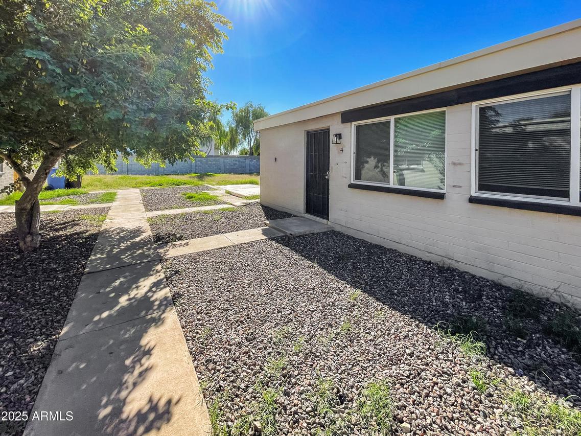 1925 W Village Dr., Phoenix, AZ 85023