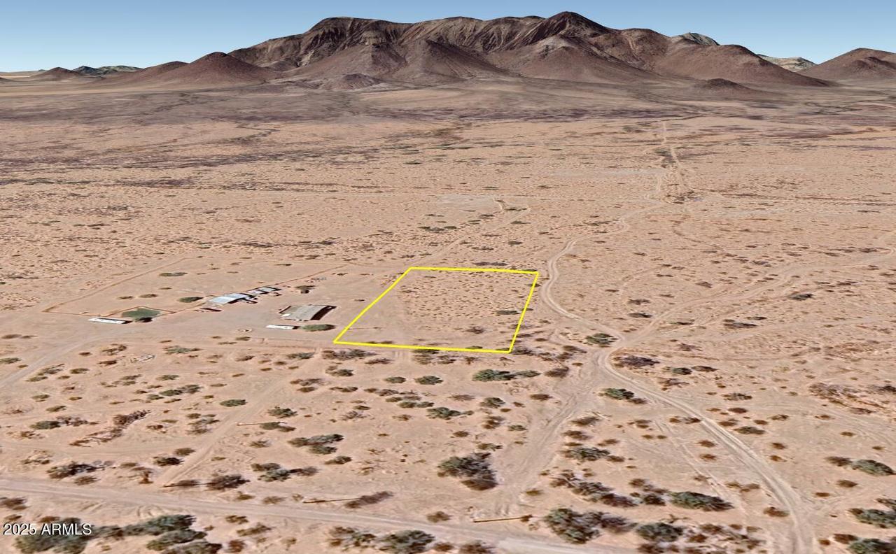 N 403rd Ave. #17, Tonopah, AZ 85354