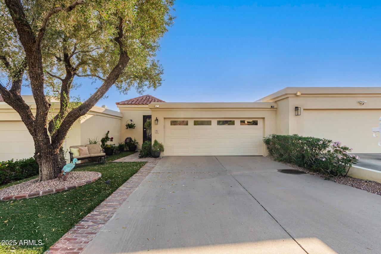 3800 E Lincoln Dr. #37, Phoenix, AZ 85018