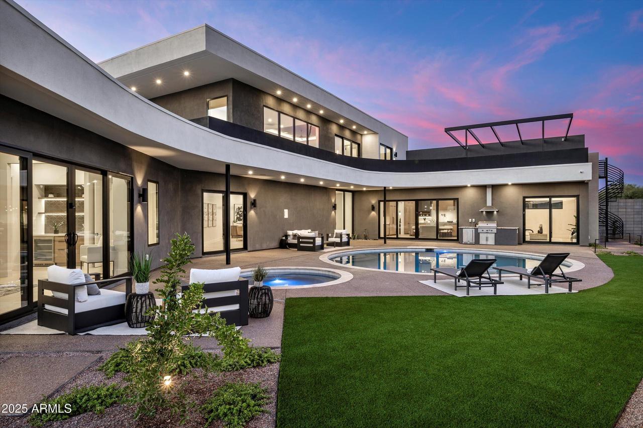 1831 E Palmaire Ave., Phoenix, AZ 85020