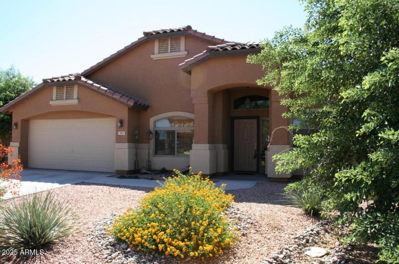 933 W Holstein Tr., San Tan Valley, AZ 85143