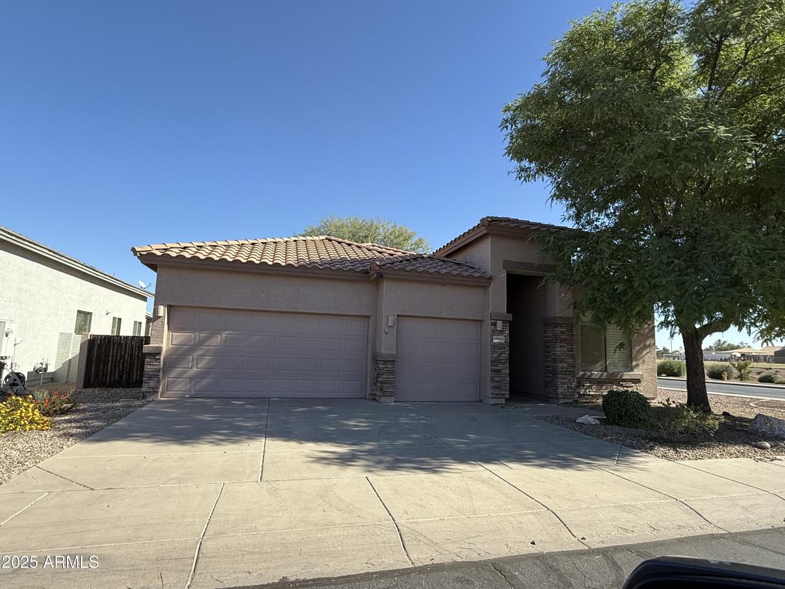 19919 N Santa Cruz Dr., Maricopa, AZ 85138