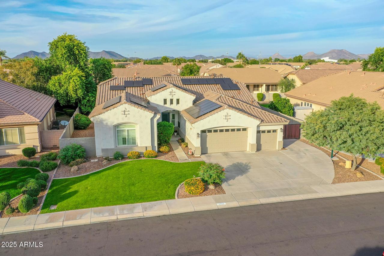 8616 W Clara Ln., Peoria, AZ 85382