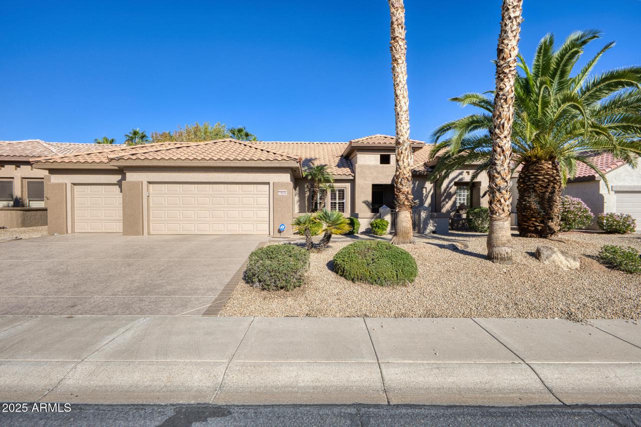 18526 N Laguna Azul Ct., Surprise, AZ 85374