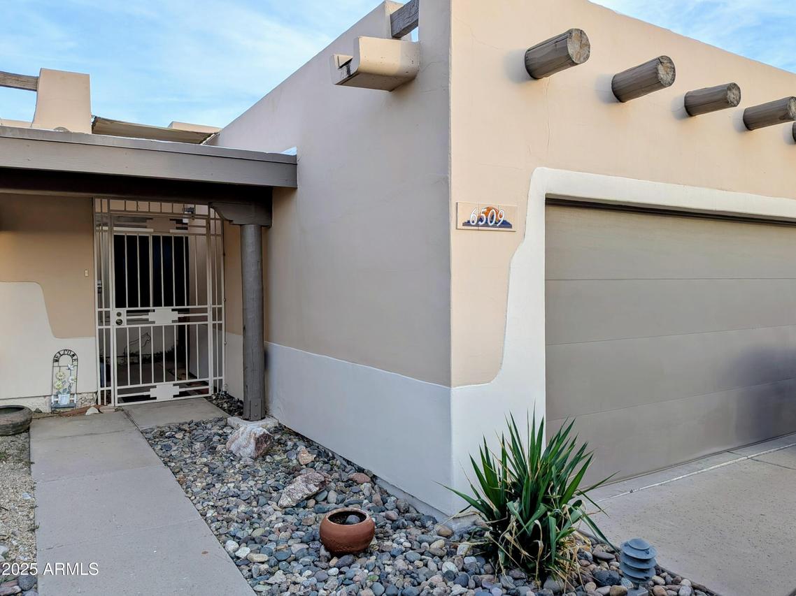 6509 N 13th Dr., Phoenix, AZ 85013