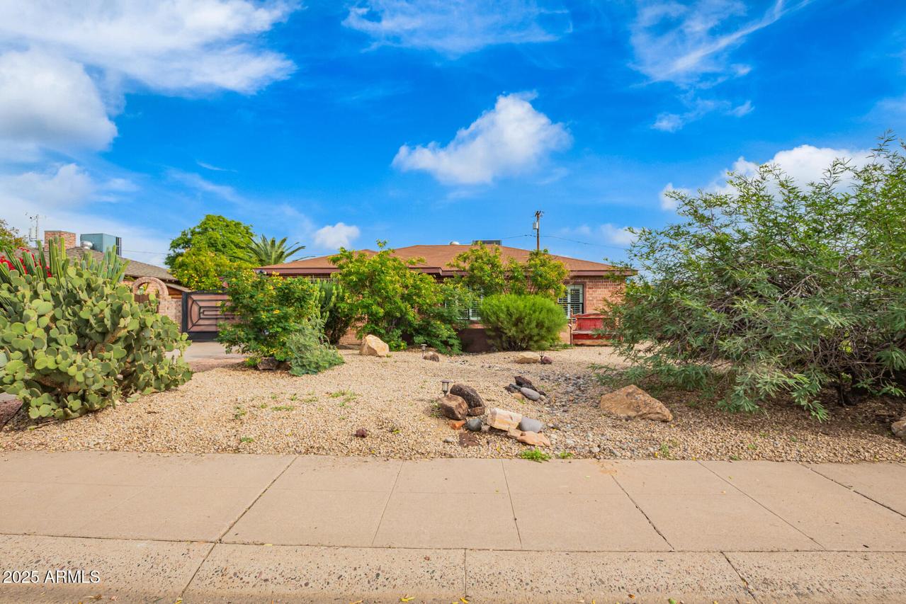 2931 N 8th Ave., Phoenix, AZ 85013