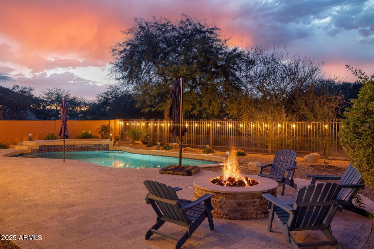 5548 E Via Montoya Dr., Phoenix, AZ 85054