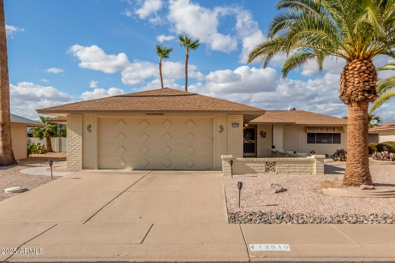 12510 W Flagstone Dr., Sun City West, AZ 85375