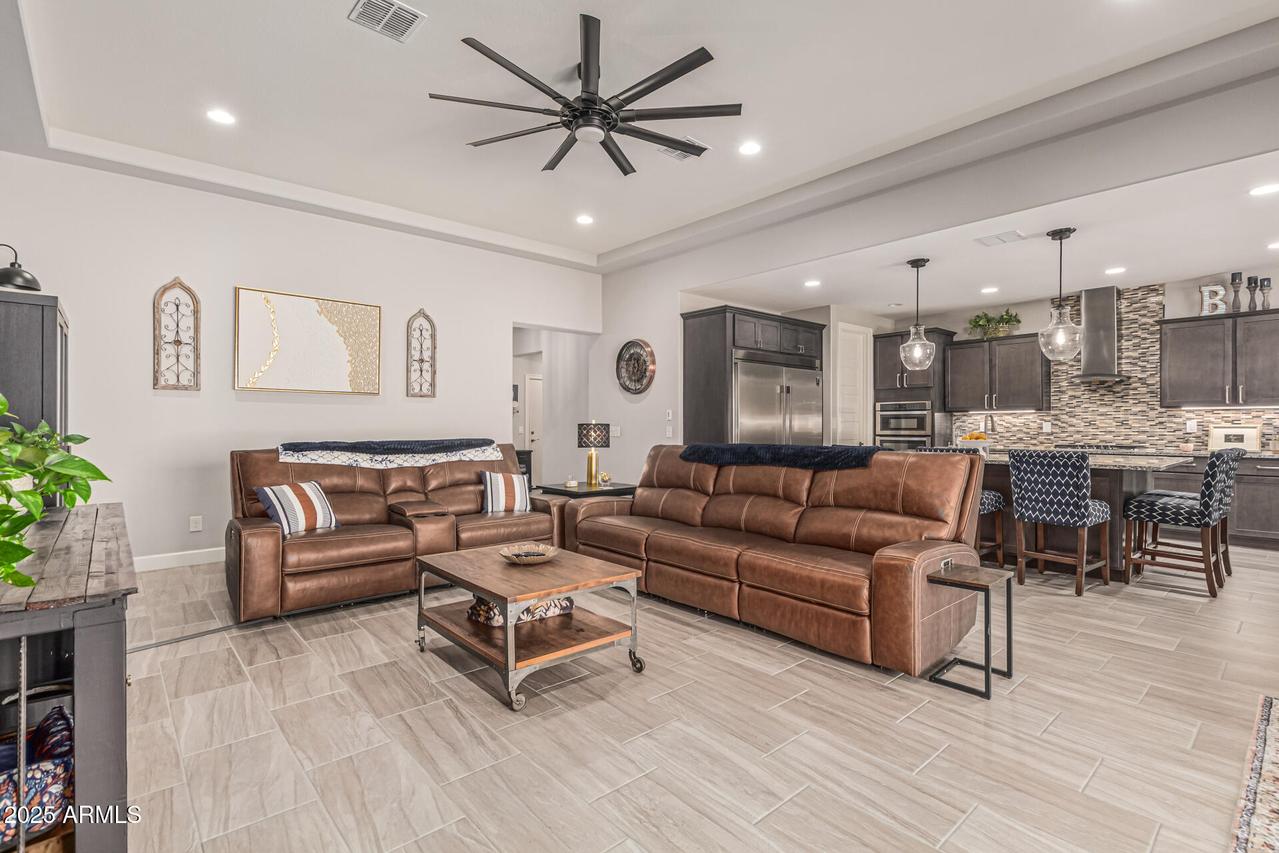 15217 S 182nd Ln., Goodyear, AZ 85338