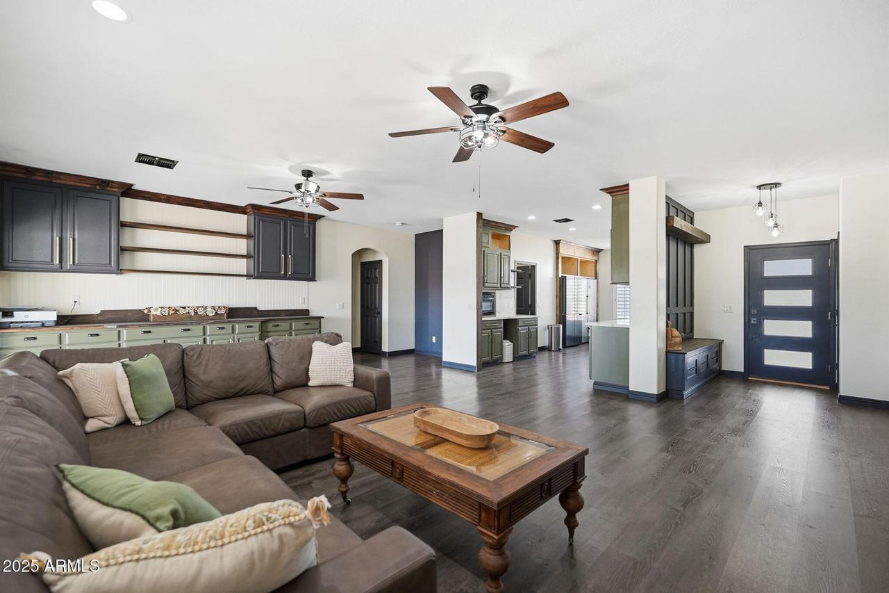 19623 W Meadowbrook Ave., Litchfield Park, AZ 85340