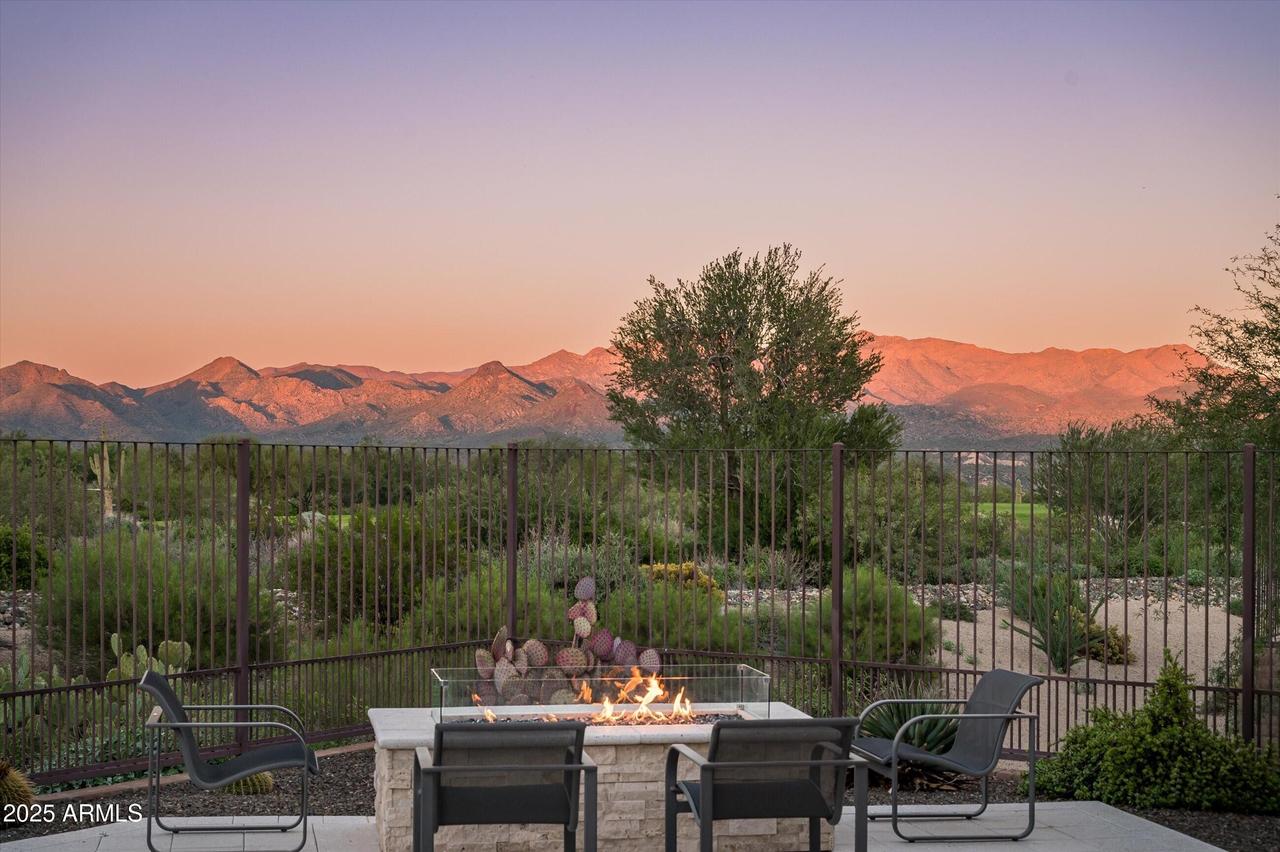 17994 E Vista Desierto, Rio Verde, AZ 85263