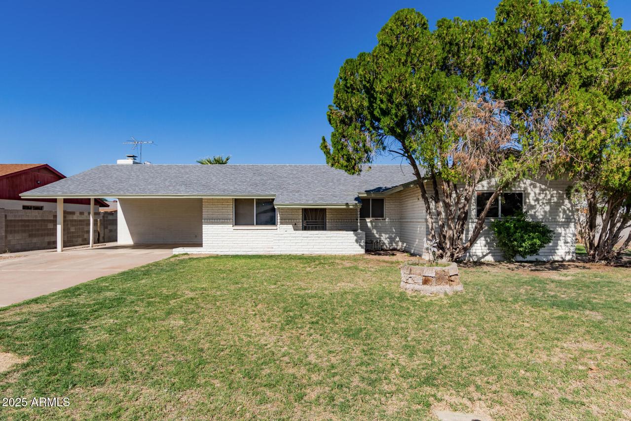 2322 E Evergreen St., Mesa, AZ 85213