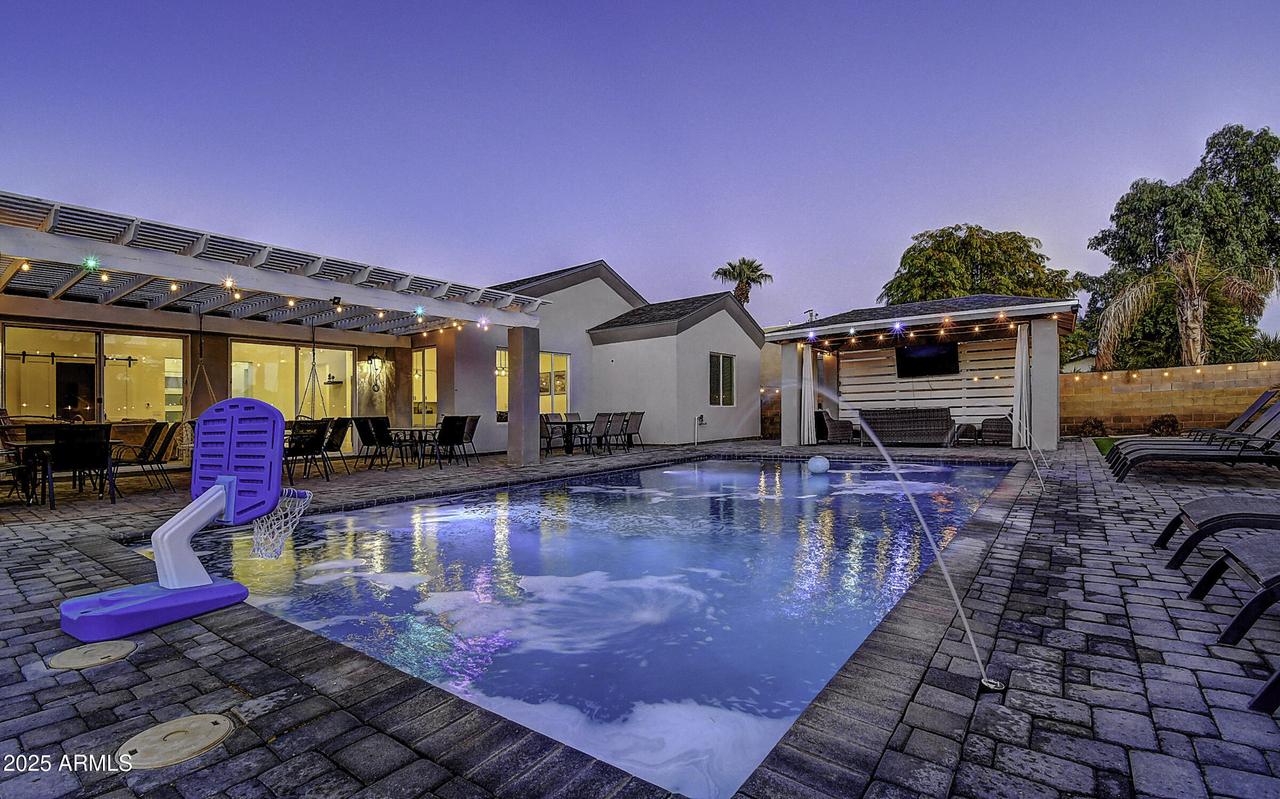 4095 E Nisbet Rd., Phoenix, AZ 85032