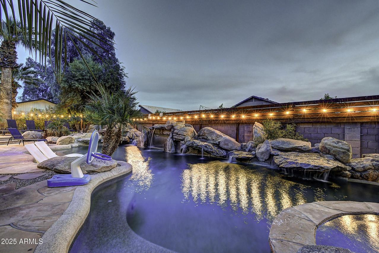 4101 E Nisbet Rd., Phoenix, AZ 85032