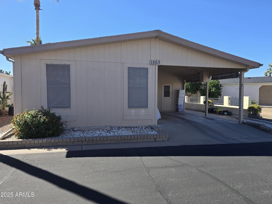 1863 E Torrey Pines Ln., Chandler, AZ 85249