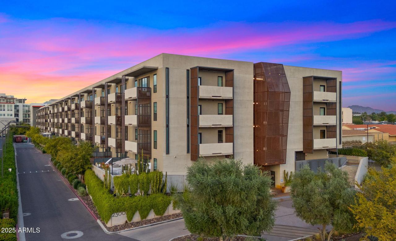 2300 E Campbell Ave. #201, Phoenix, AZ 85016