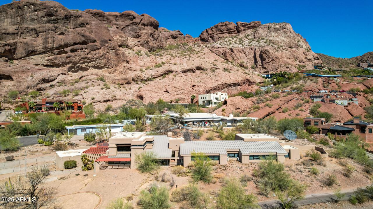 5275 N Camelhead Rd., Phoenix, AZ 85018