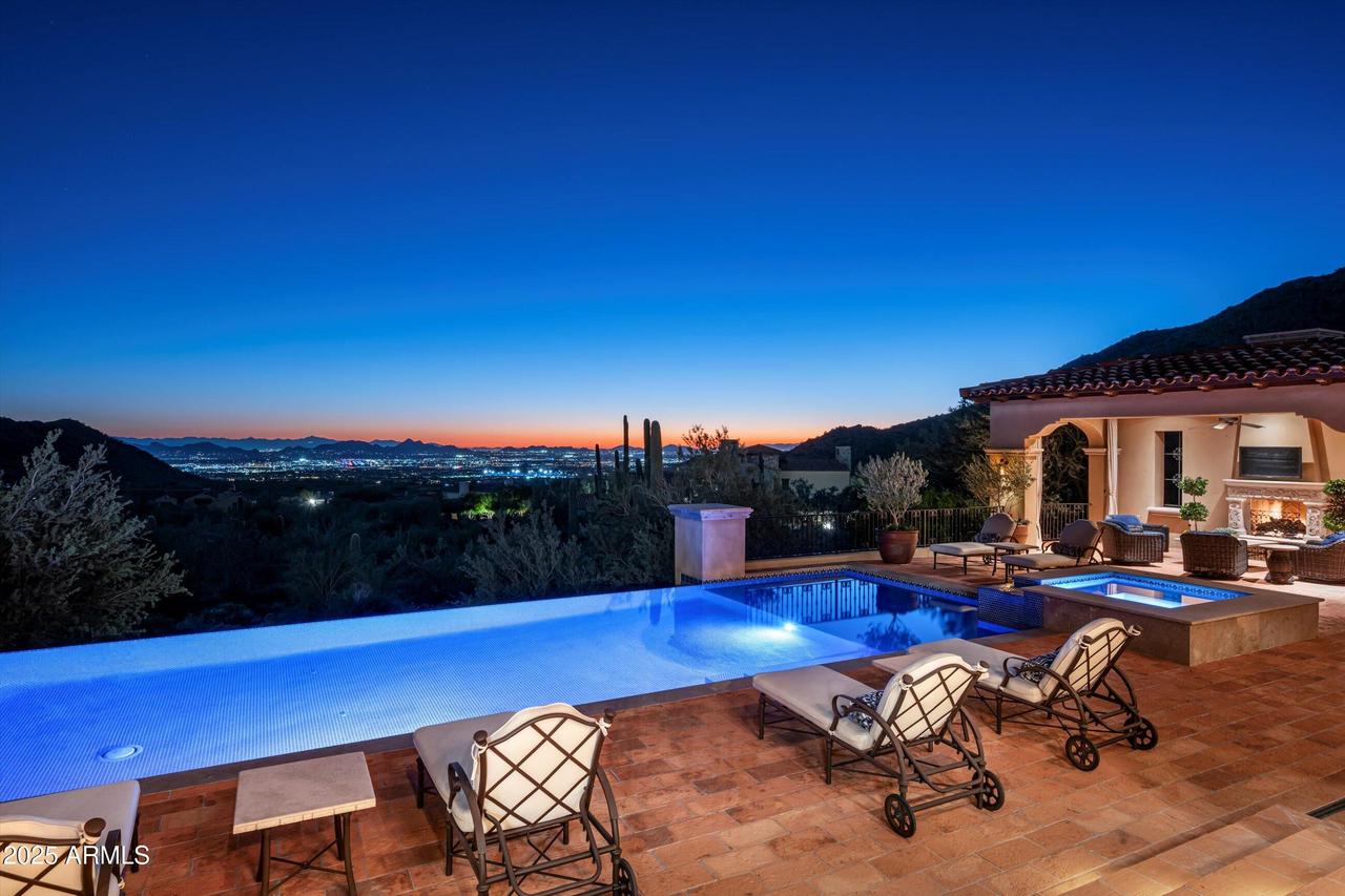 10999 E Whistling Wind Way, Scottsdale, AZ 85255
