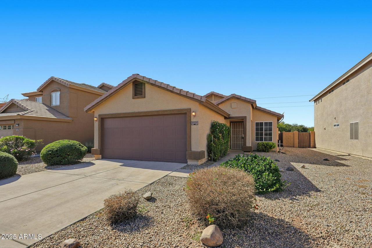 31724 N Cheyenne Dr., San Tan Valley, AZ 85143