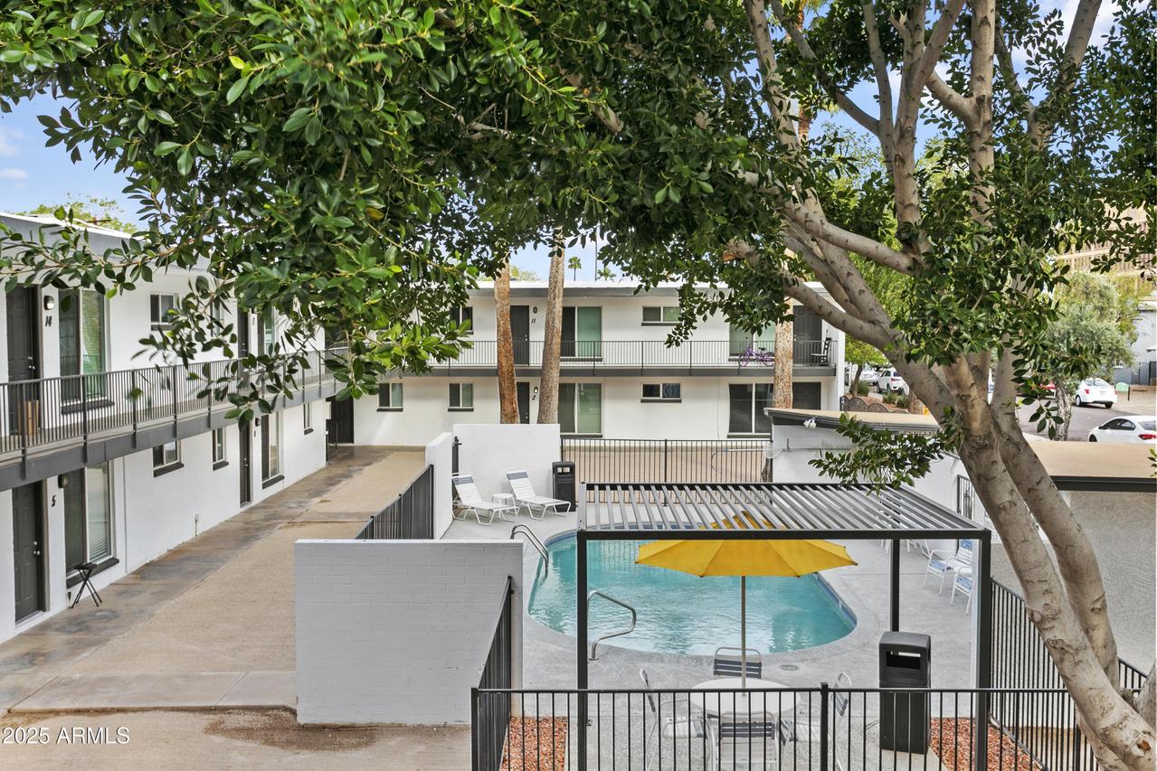 2014 W Berridge Ln., Phoenix, AZ 85015