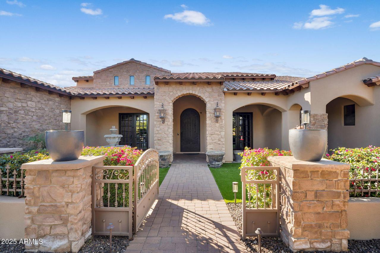 1330 N 104th Pl., Mesa, AZ 85207