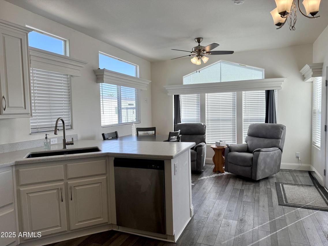 7750 E Broadway Rd. #734, Mesa, AZ 85208