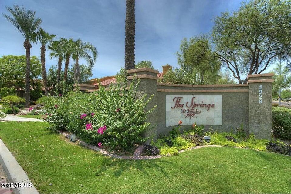 2929 W Yorkshire Dr. #1061, Phoenix, AZ 85027