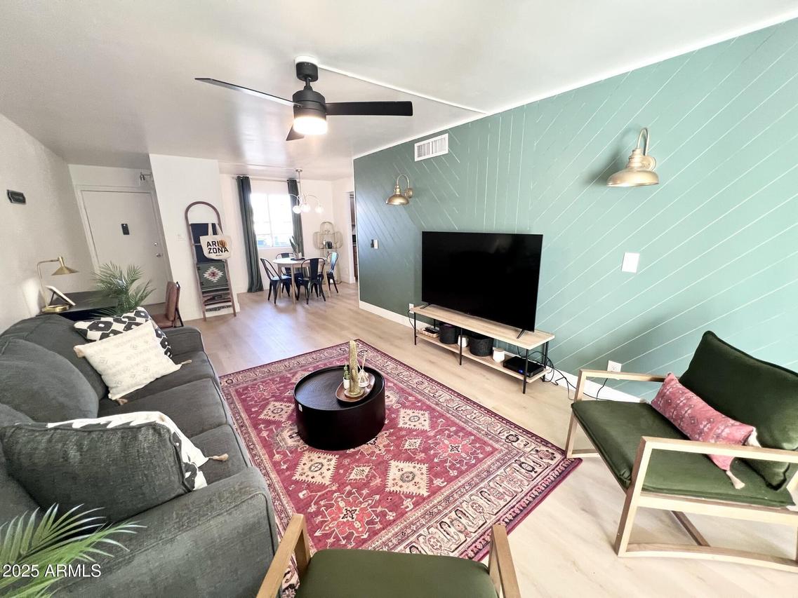 7625 E Camelback Rd. #B240, Scottsdale, AZ 85251