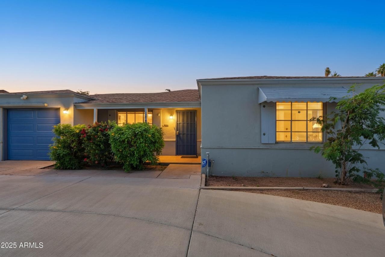 4218 N 15th Ave., Phoenix, AZ 85015