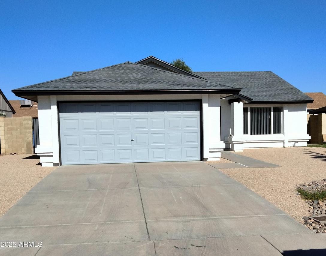 3318 W Rose Garden Ln., Phoenix, AZ 85027