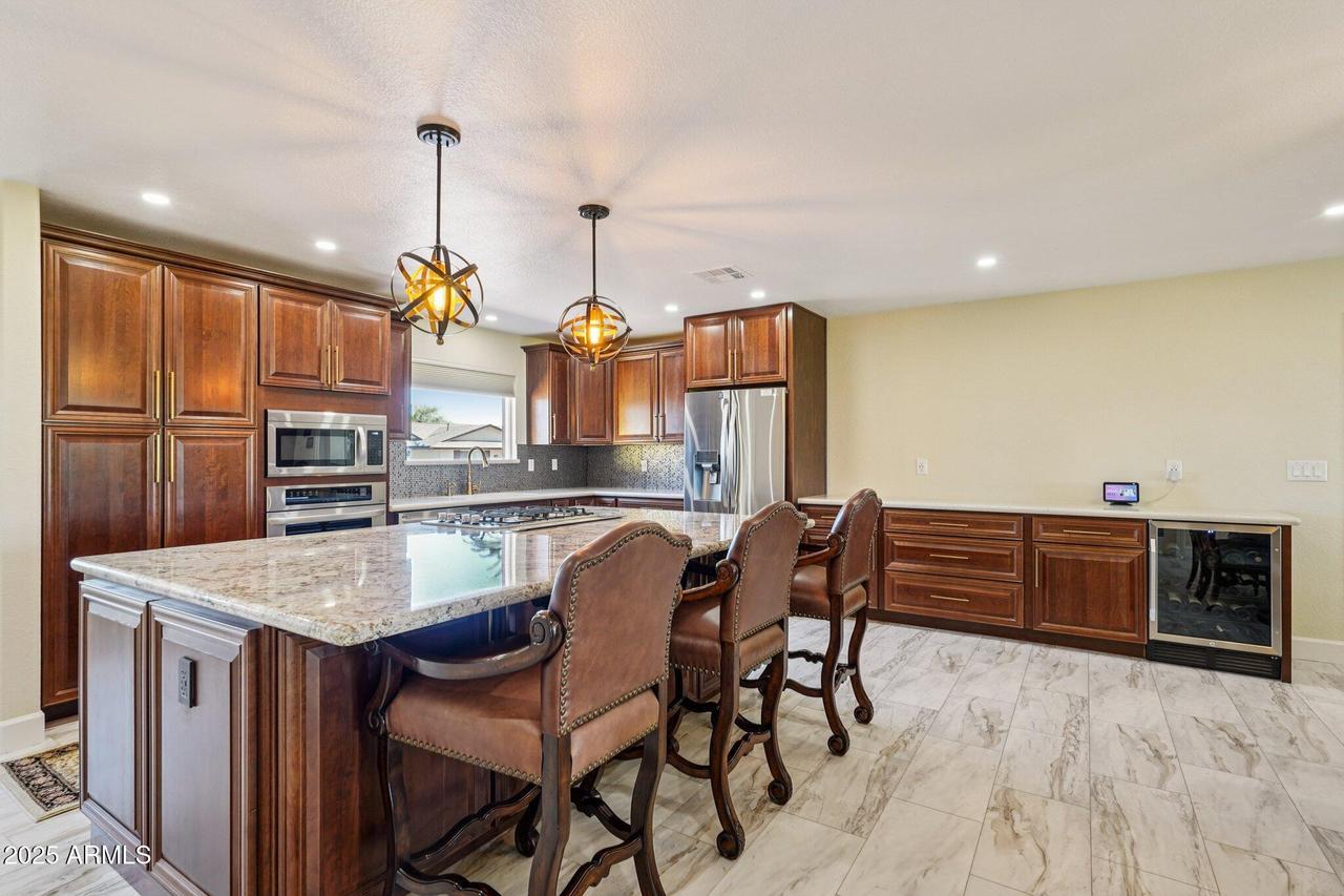 10232 N 109th Ave., Sun City, AZ 85351