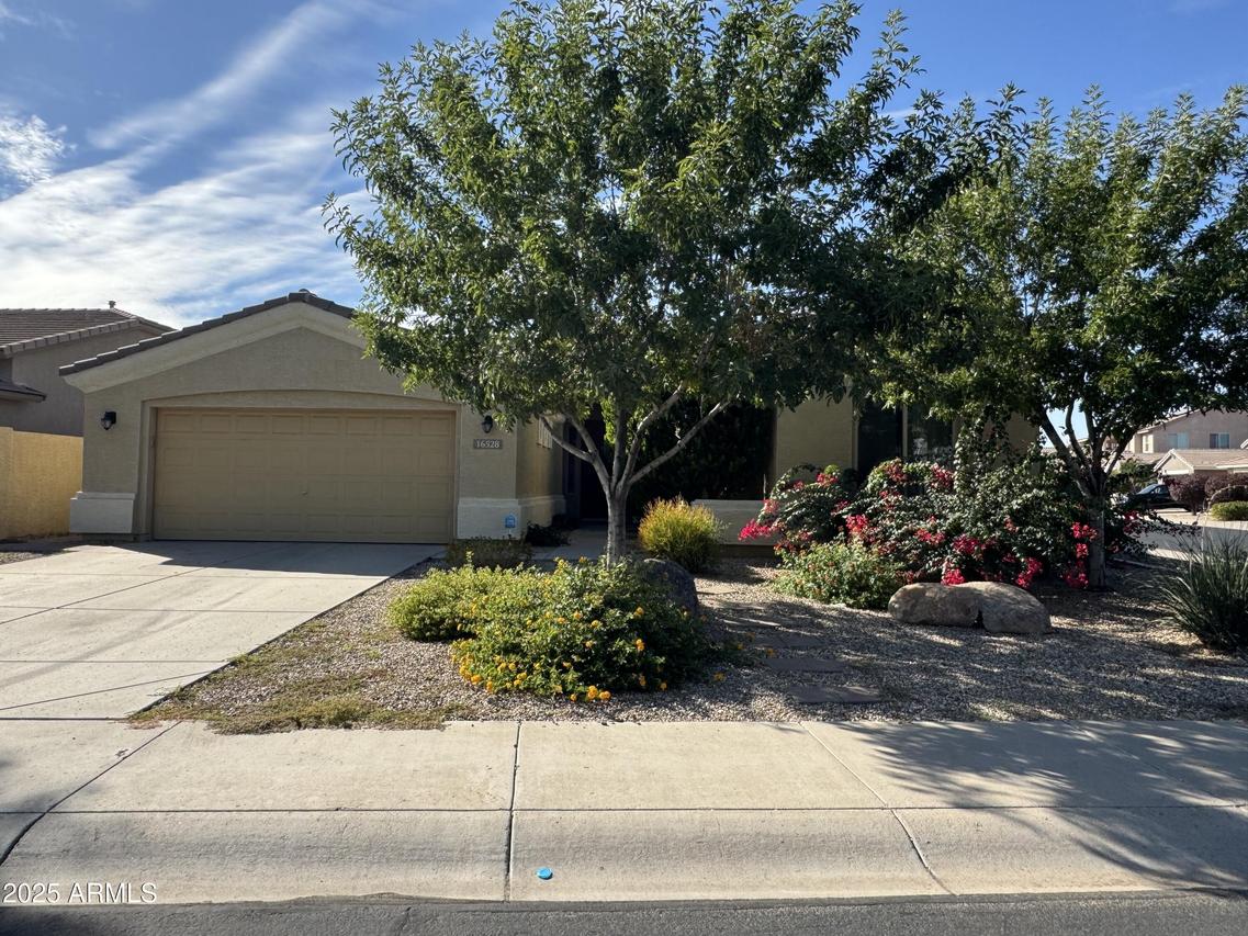 16528 N 181st Dr., Surprise, AZ 85388