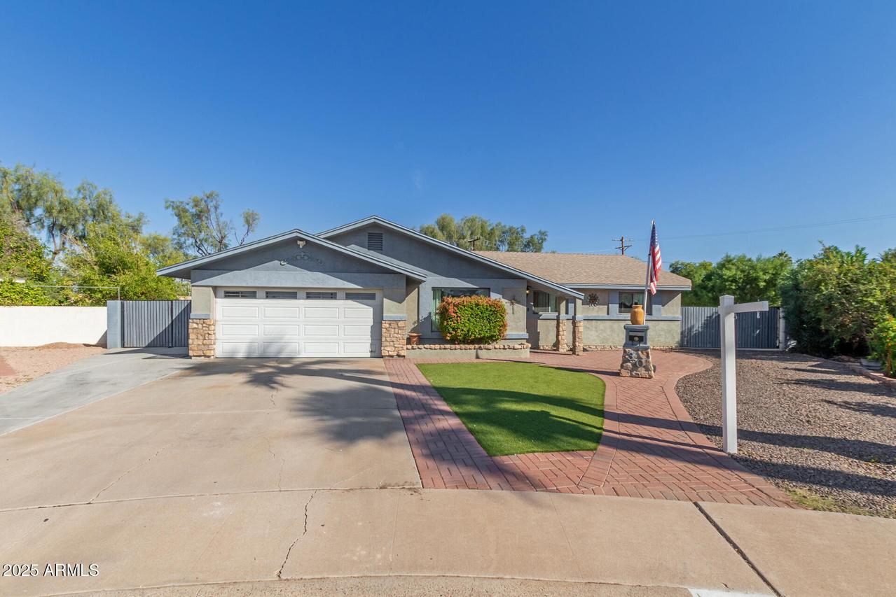 30 W Del Rio Cir., Tempe, AZ 85282
